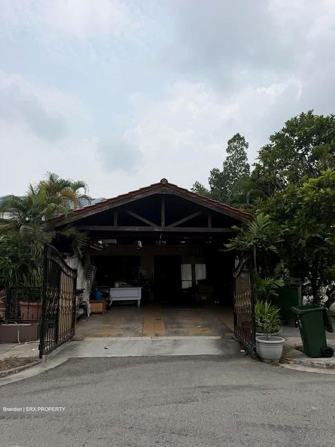 Toh Estate (D17), Terrace #617595531
